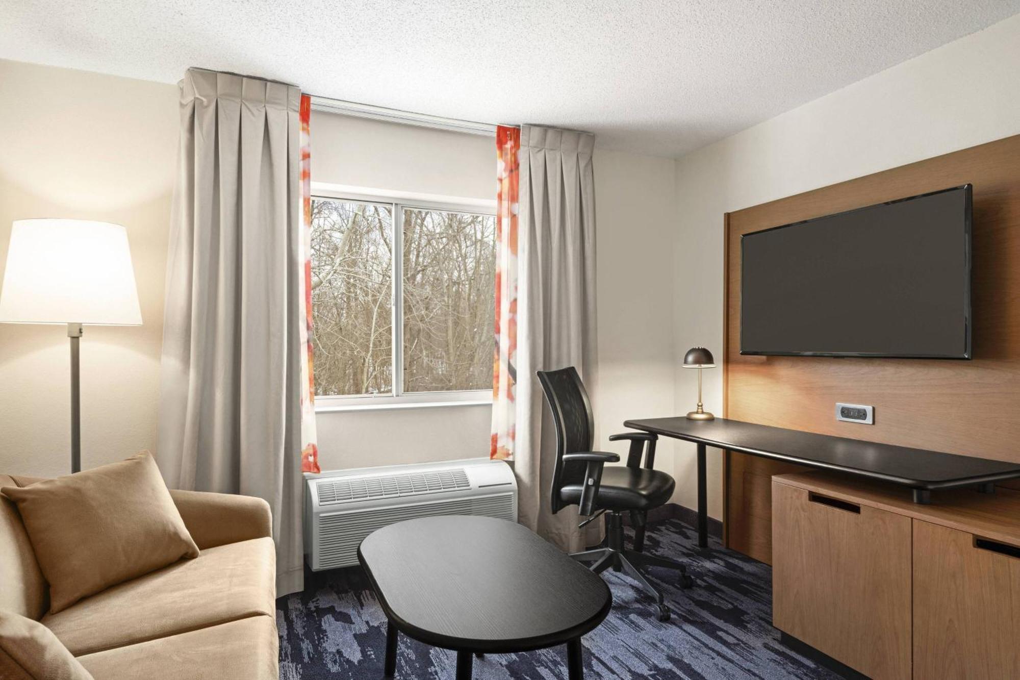 Fairfield Inn By Marriott Warren Niles Bagian luar foto
