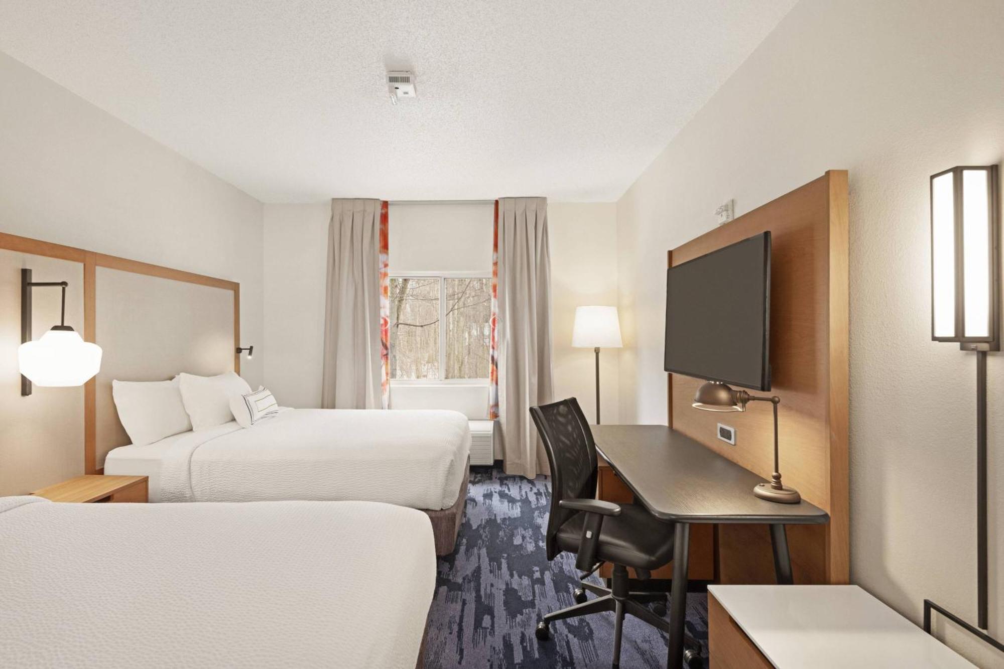 Fairfield Inn By Marriott Warren Niles Bagian luar foto