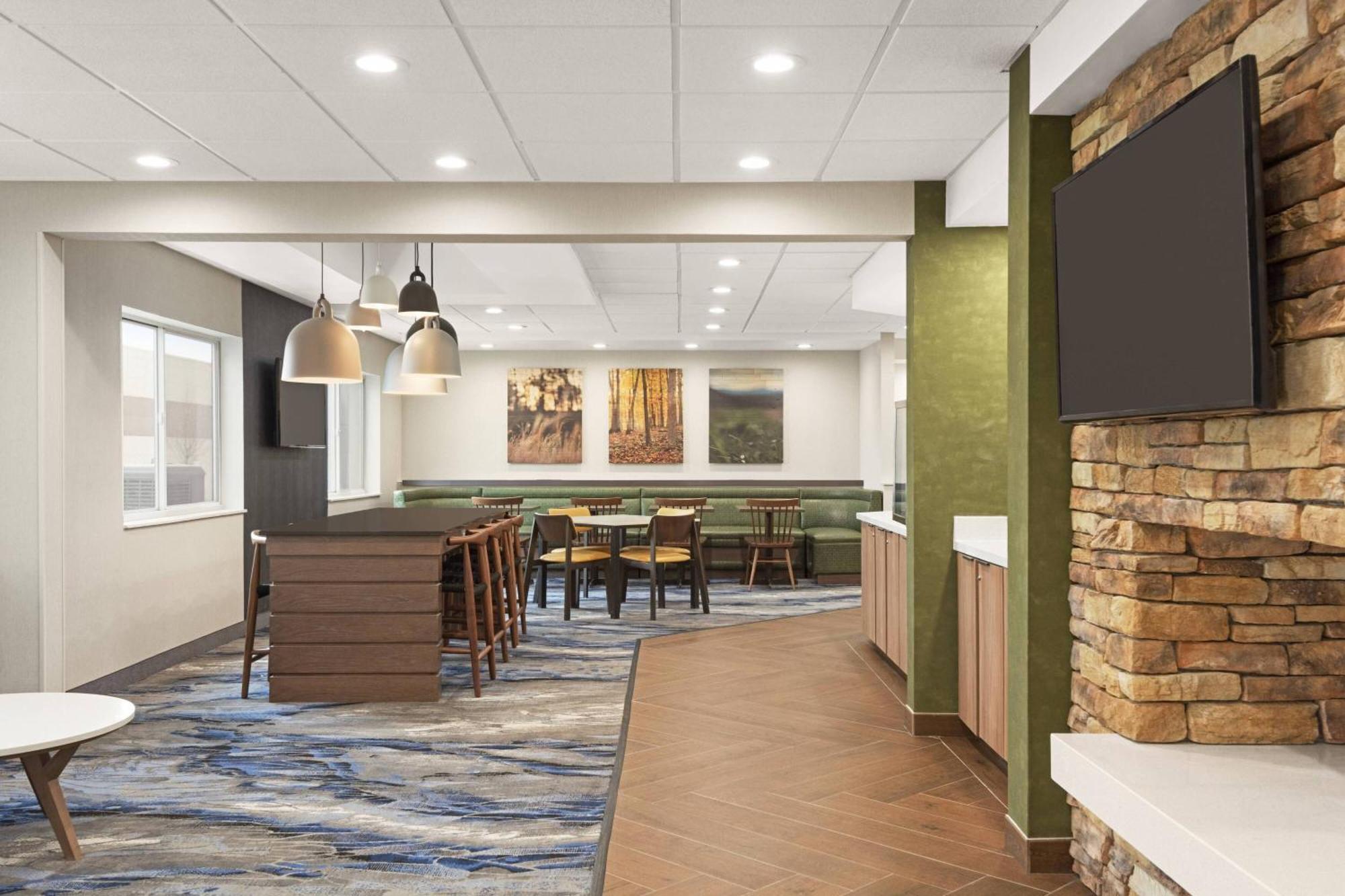 Fairfield Inn By Marriott Warren Niles Bagian luar foto