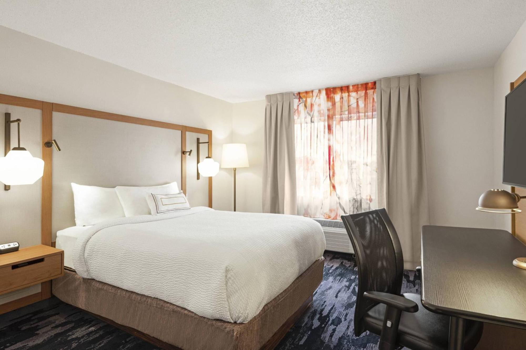 Fairfield Inn By Marriott Warren Niles Bagian luar foto